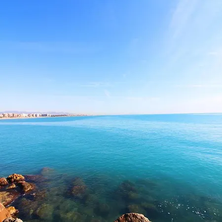 Global Properties, Bonito Apartamento En La Playa,